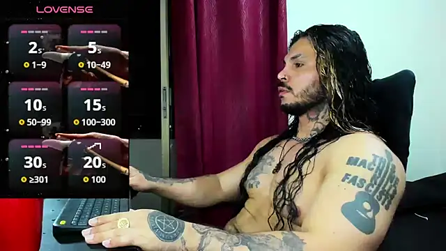 Snapshot of Van_Velckan chatting on 09-21-25, 02:57 Van Velckan online show from 09-21-25, 02:57