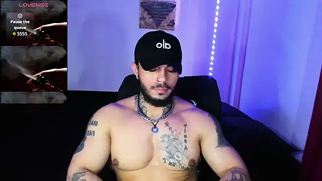 Snapshot of Van_Velckan chatting on 10-31-25, 10:11 Van Velckan online show from 10-31-25, 10:11