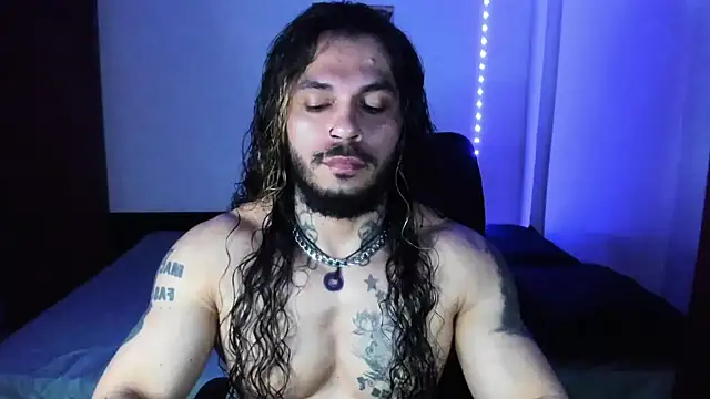 Snapshot of Van_Velckan chatting on 11-04-25, 01:05 Van Velckan online show from 11-04-25, 01:05