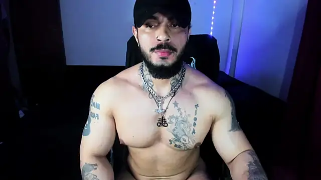 Snapshot of Van_Velckan chatting on 12-02-25, 04:18 Van Velckan online show from 12-02-25, 04:18