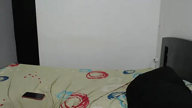 Snapshot of chocoboom4u chatting on 01-26-25, 01:09 chocoboom4u online show from 01-26-25, 01:09