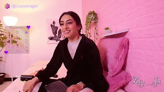 Snapshot of Lucy_joi chatting on 02-26-26, 11:59 Lucy joi online show from 02-26-26, 11:59