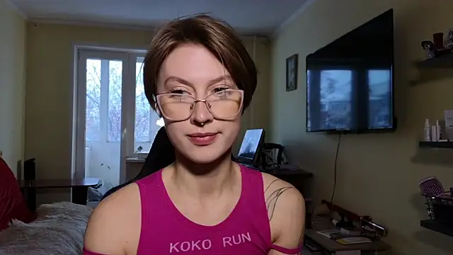 Snapshot of MalvinaBlum chatting on 11-06-25, 02:56 MalvinaBlum online show from 11-06-25, 02:56