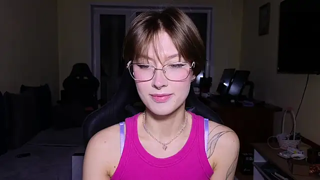 Snapshot of MalvinaBlum chatting on 02-22-26, 12:47 MalvinaBlum online show from 02-22-26, 12:47