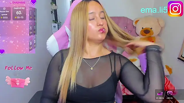 Snapshot of ema_tayy chatting on 05-29-26, 08:40 ema tayy online show from 05-29-26, 08:40