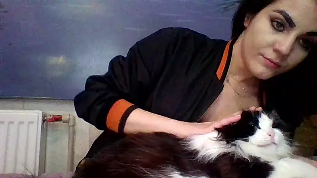 AliceTailor online show from 04-15-26, 09:37