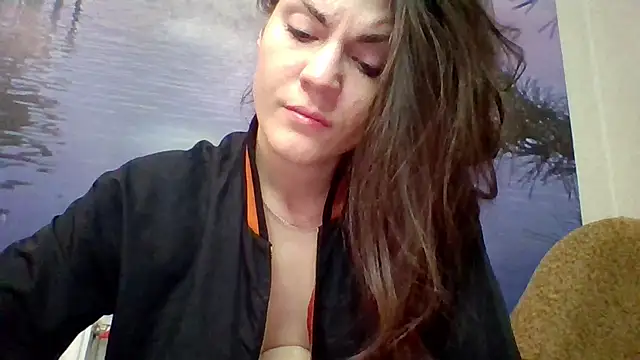 AliceTailor online show from 04-28-26, 07:57