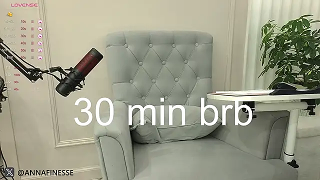 Snapshot of mistress_anna_dame chatting on 02-20-25, 04:25 mistress anna dame online show from 02-20-25, 04:25