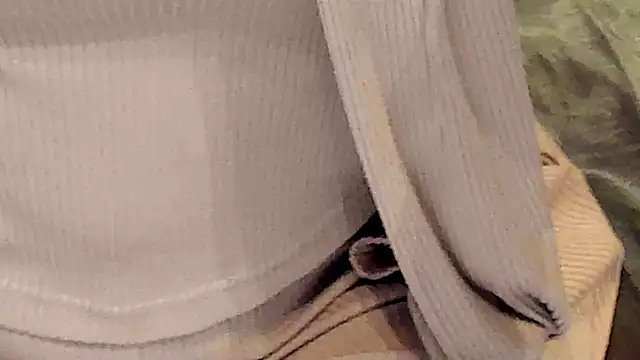 IceDanielles online show from 10-04-25, 05:38