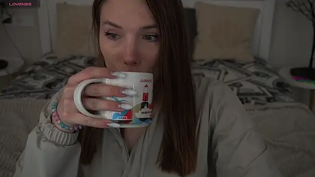 IceDanielles online show from 11-09-25, 01:42