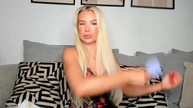 Snapshot of Alexia-Lee chatting on 02-21-26, 10:22 Alexia-Lee online show from 02-21-26, 10:22