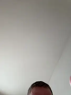 Snapshot of wright87 chatting on 04-10-26, 04:12 wright87 online show from 04-10-26, 04:12