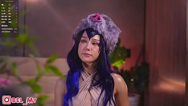 Snapshot of Bella-Franco chatting on 09-16-25, 05:36 Bella-Franco online show from 09-16-25, 05:36