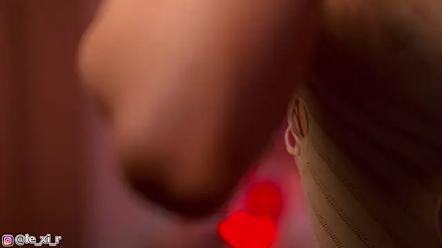 Lexi Reed online show from 10-26-25, 03:18