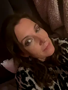 Lwhite1 online show from 10-21-25, 11:49