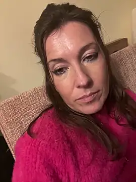 Lwhite1 online show from 12-15-25, 04:55