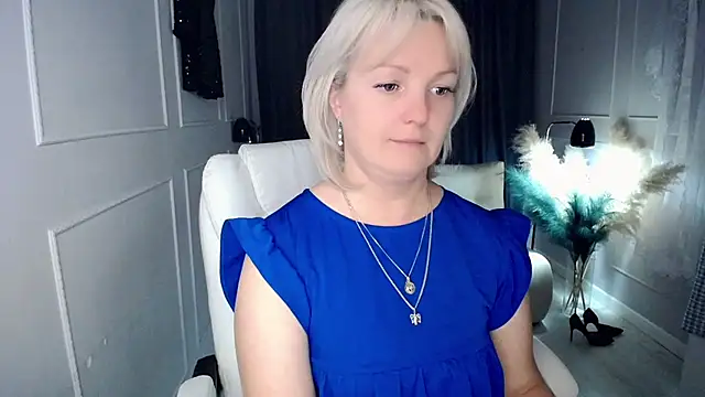 Juarnea online show from 11-27-25, 10:06