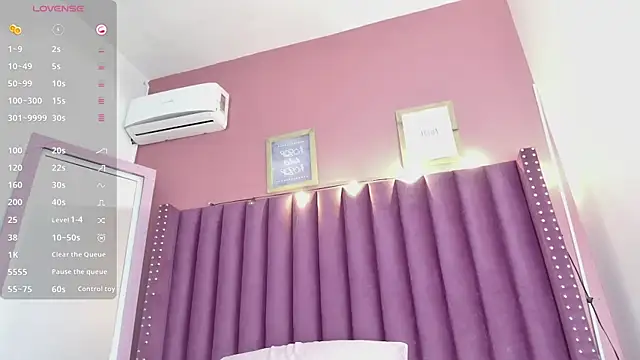 Snapshot of littleebonny chatting on 09-28-25, 07:41 littleebonny online show from 09-28-25, 07:41