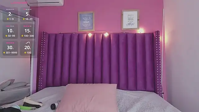 Snapshot of littleebonny chatting on 10-01-25, 03:40 littleebonny online show from 10-01-25, 03:40