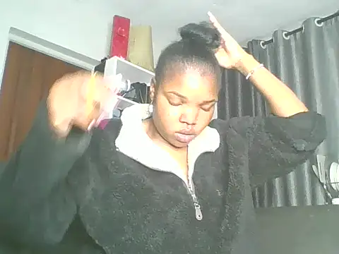 sweet bigclit online show from 09-14-25, 05:28