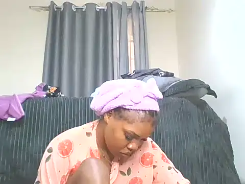 sweet bigclit online show from 06-24-26, 06:45
