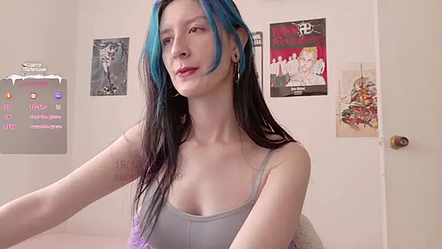 Snapshot of sunshine_girl9 chatting on 12-19-25, 08:05 sunshine girl9 online show from 12-19-25, 08:05