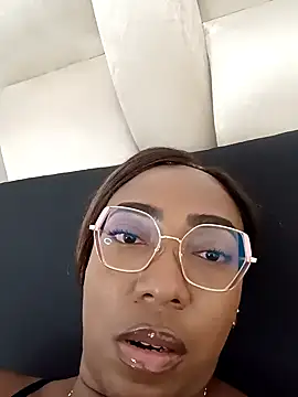 Snapshot of dirtyvictoria chatting on 10-12-25, 12:09 dirtyvictoria online show from 10-12-25, 12:09