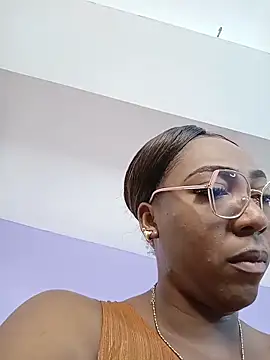 Snapshot of dirtyvictoria chatting on 11-23-25, 12:49 dirtyvictoria online show from 11-23-25, 12:49