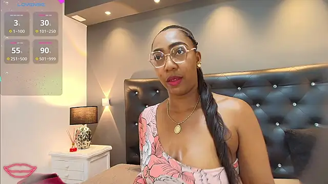 Snapshot of dirtyvictoria chatting on 12-20-25, 12:56 dirtyvictoria online show from 12-20-25, 12:56