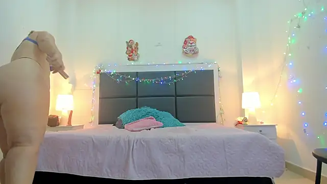 Snapshot of Aslhyn_Gomez chatting on 12-13-24, 11:17 Aslhyn Gomez online show from 12-13-24, 11:17