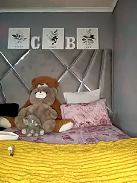 CocoBootyyy online show from 04-26-26, 09:23