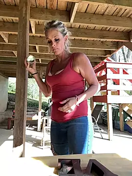 Snapshot of vixendoll87 chatting on 03-19-26, 08:57 vixendoll87 online show from 03-19-26, 08:57