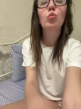 BeatriceTender online show from 02-05-25, 08:25