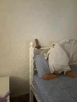 BeatriceTender online show from 12-05-25, 03:26