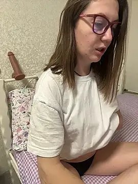 BeatriceTender online show from 03-22-26, 09:29