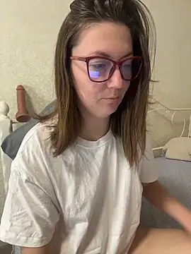 BeatriceTender online show from 04-03-26, 08:51