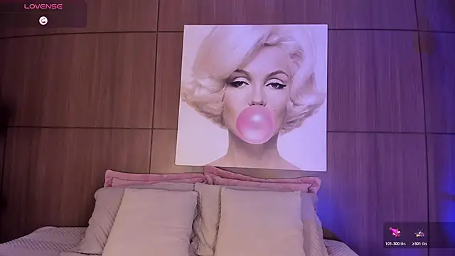 Snapshot of AgattaDuque chatting on 11-08-25, 10:41 AgattaDuque online show from 11-08-25, 10:41