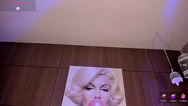 Snapshot of AgattaDuque chatting on 12-16-25, 11:10 AgattaDuque online show from 12-16-25, 11:10