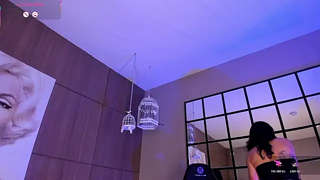 Snapshot of AgattaDuque chatting on 02-15-26, 11:45 AgattaDuque online show from 02-15-26, 11:45