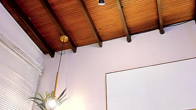 AgattaDuque online show from 04-28-26, 02:27