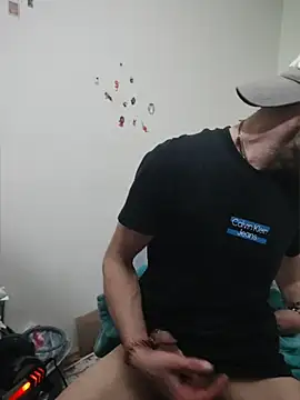 Snapshot of Aktorihann chatting on 03-15-26, 03:12 Aktorihann online show from 03-15-26, 03:12