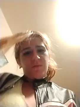 halobabe7620 online show from 10-17-25, 10:18