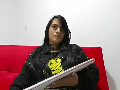 Snapshot of SamanthaBeke chatting on 03-08-26, 04:05 SamanthaBeke online show from 03-08-26, 04:05