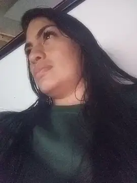 Snapshot of SamanthaBeke chatting on 07-19-26, 02:37 SamanthaBeke online show from 07-19-26, 02:37