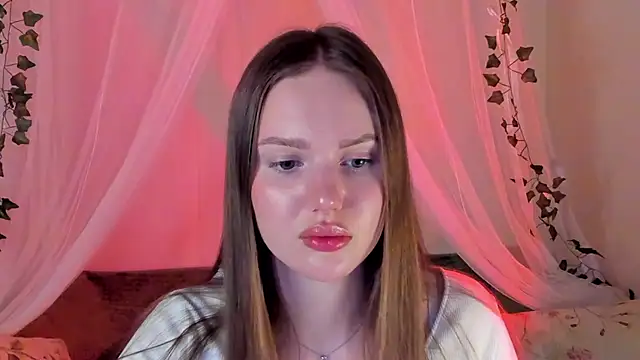 Snapshot of MishkaMe chatting on 01-12-25, 07:31 MishkaMe online show from 01-12-25, 07:31