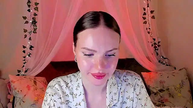 Snapshot of MishkaMe chatting on 01-13-25, 05:33 MishkaMe online show from 01-13-25, 05:33