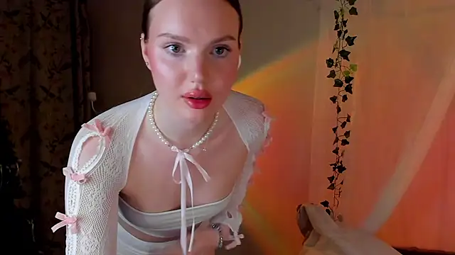 Snapshot of MishkaMe chatting on 01-27-25, 07:46 MishkaMe online show from 01-27-25, 07:46