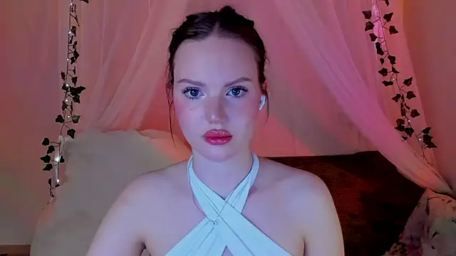 Snapshot of MishkaMe chatting on 01-29-25, 04:41 MishkaMe online show from 01-29-25, 04:41