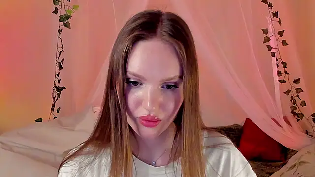 Snapshot of MishkaMe chatting on 02-23-25, 07:28 MishkaMe online show from 02-23-25, 07:28