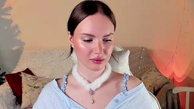 Snapshot of MishkaMe chatting on 12-20-25, 04:03 MishkaMe online show from 12-20-25, 04:03